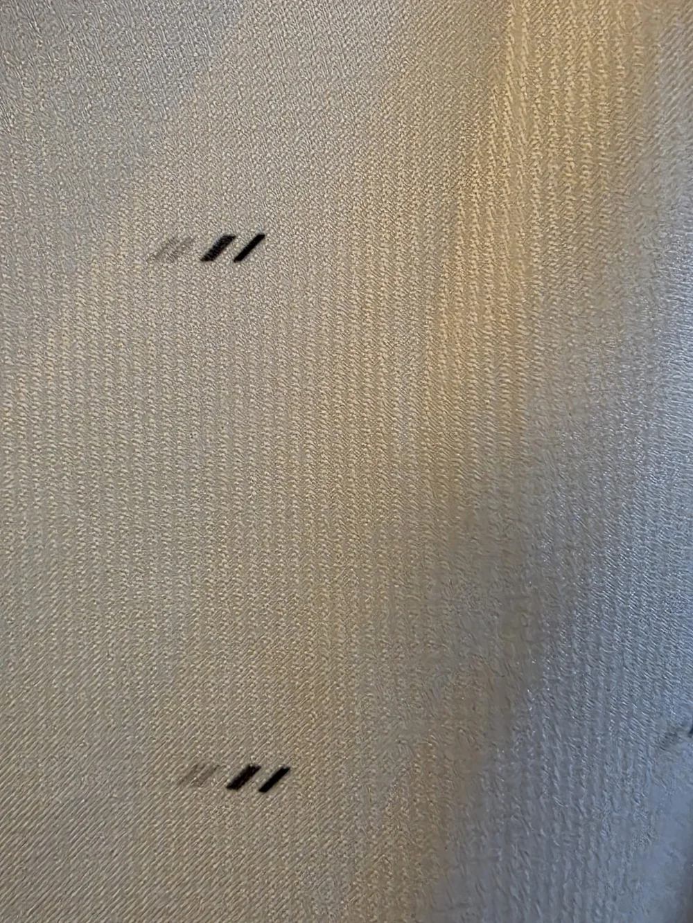 Under Armour Men’s White Polo with Micro Logo Print- XL